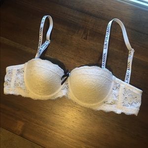 NWOT White, lace Polo bra